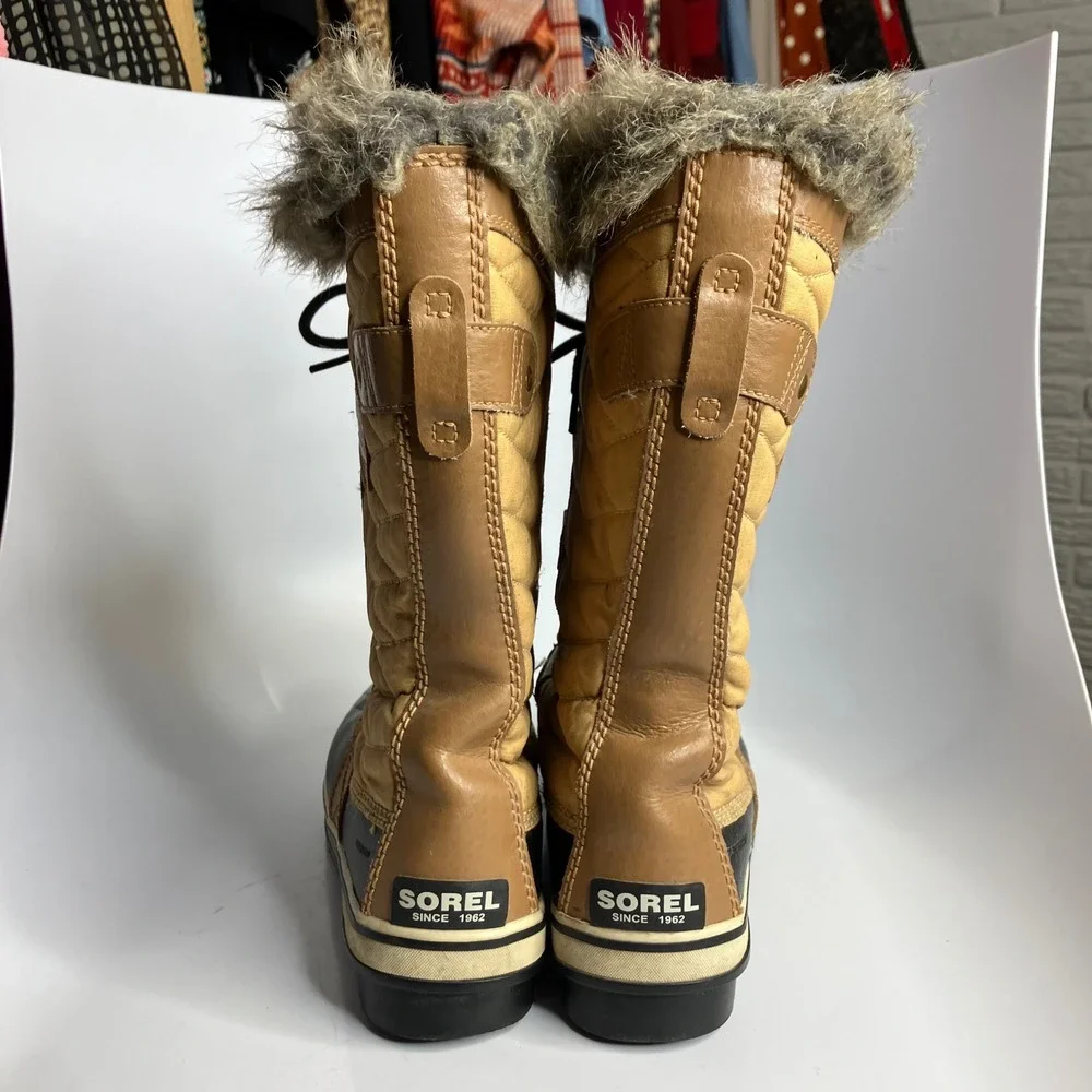 Sorel Tofino ll waterproof snow boots tan black winter women's‎ size 8.5 trendy